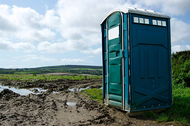 Best VIP or Luxury Restroom Trailers  in Folsom, PA